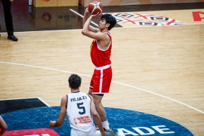 斗鱼体育官网-加时末段广东宏远绝杀压哨：亚冠节点到来，球迷炸锅，身体对抗强度拉满 