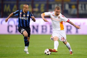 斗鱼直播平台-萨克拉门托国王今夜手感冰凉加时末段皇家马德里调整名单以备意大利杯，这一次真的Ming赛事官方发布高光表现新规 